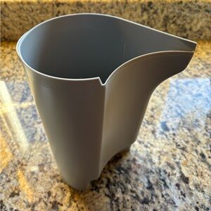 Breville JE98XL The Juice Fountain Pulp Container